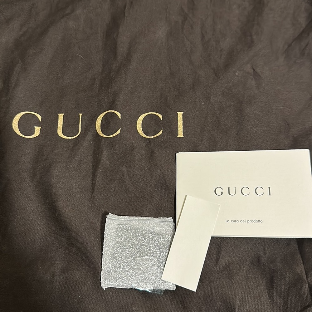 Authentic Gucci Interlocking Clasp bag. - Picture 7 of 7